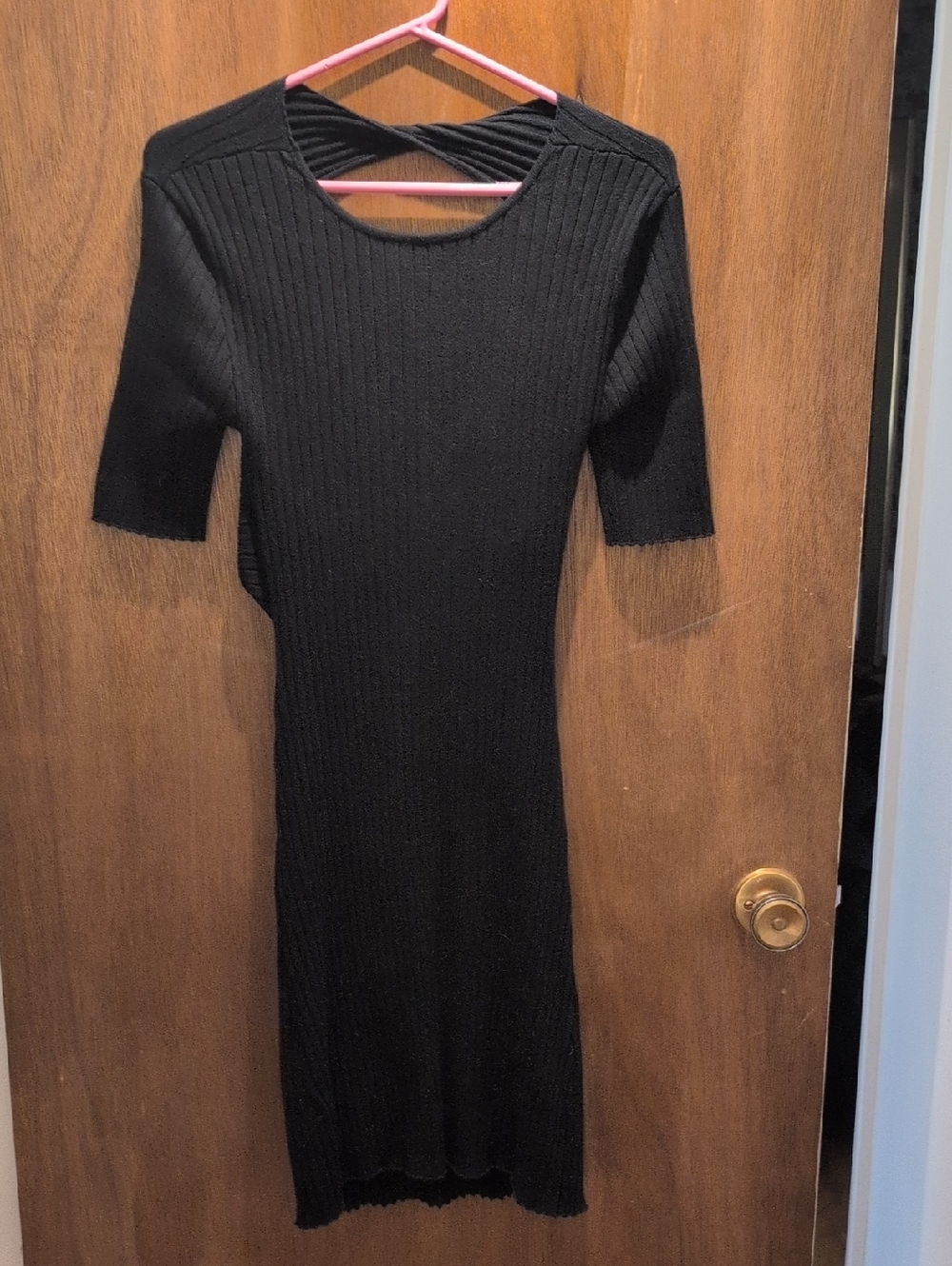 Modern Citizen Black Ribbed Midi Dress with Short Sleeves
